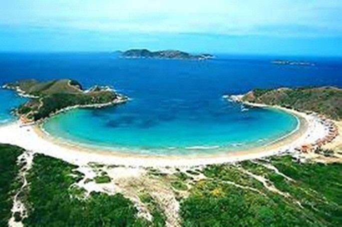Apartamento A 300 Metros Da Praia Do Forte Кабо Фрио Екстериор снимка